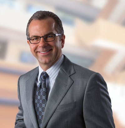 Skip Prichard - in suit Dublin Chamber photo