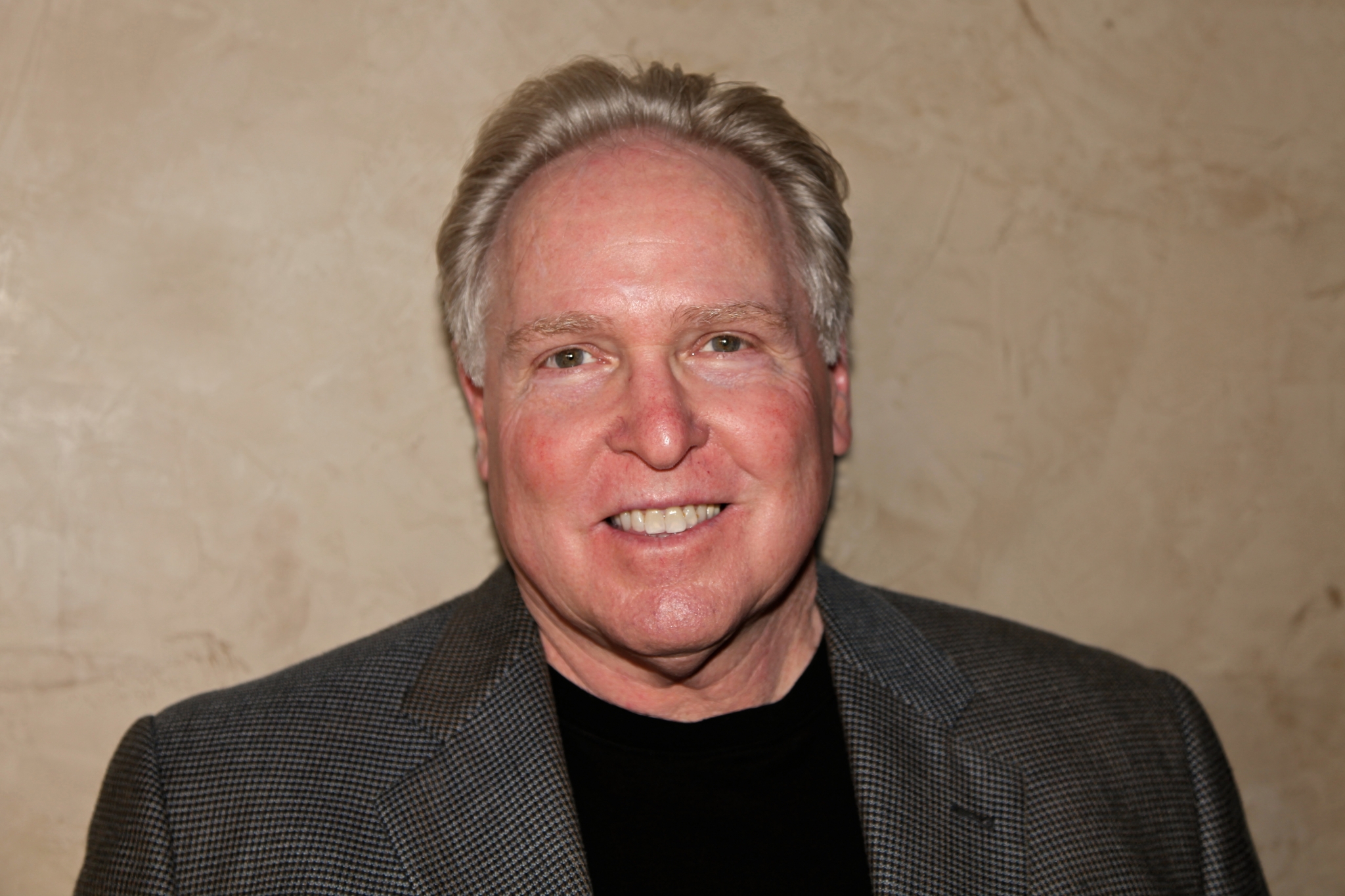 Dr Ken Druck headshot image